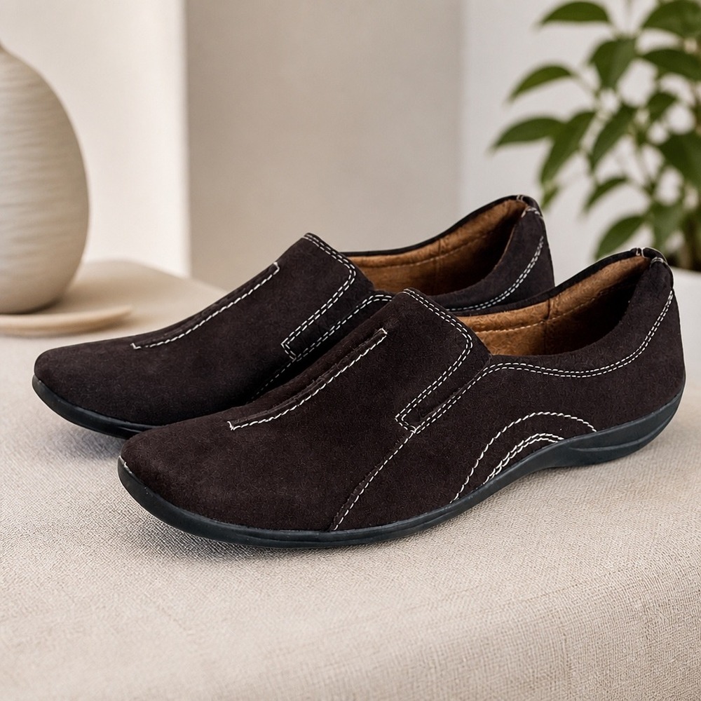 Naturalizer Womens Dark Brown Suede Slip On Loafers Contrast Stitching Size 8.5